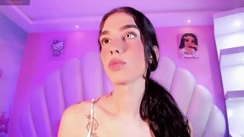 dolarcity760752 online show from January 7, 12:30 pm