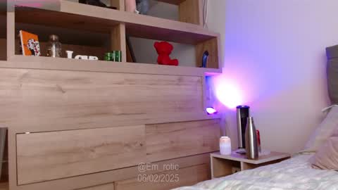 Emilia  online show from February 6, 5:19 pm