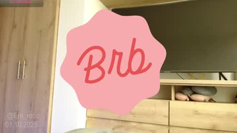 Emilia  online show from October 1, 6:41 pm