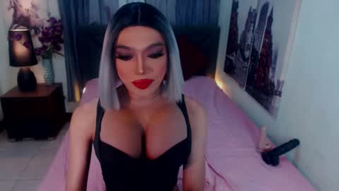 Emerald online show from April 13, 12:25 am