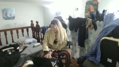 emma online show from February 5, 7:07 am