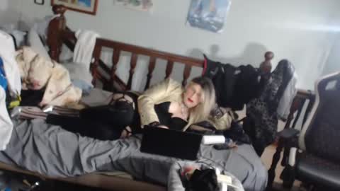 emma online show from March 9, 8:21 pm