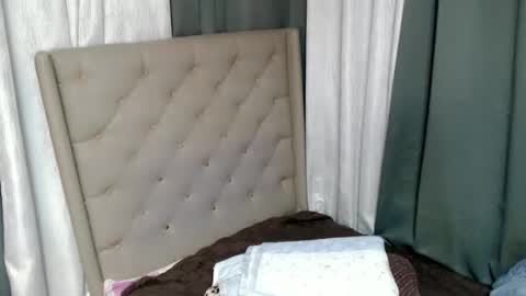 emma_glow69 online show from February 1, 4:49 pm