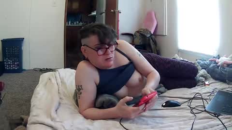 Eris Twiste online show from February 8, 5:50 pm