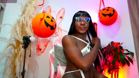 euphoricbunny online show from October 23, 11:42 pm