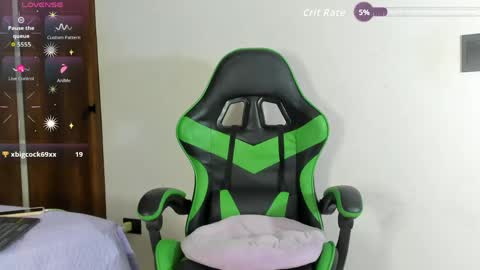 ema   online show from April 19, 3:02 pm