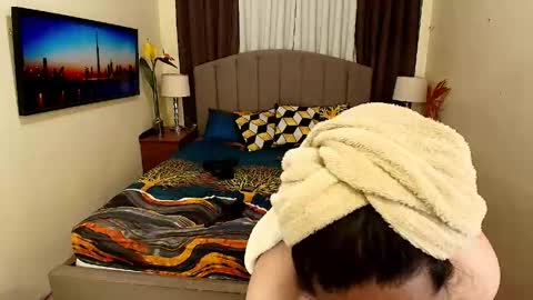 evahir online show from April 12, 1:53 am