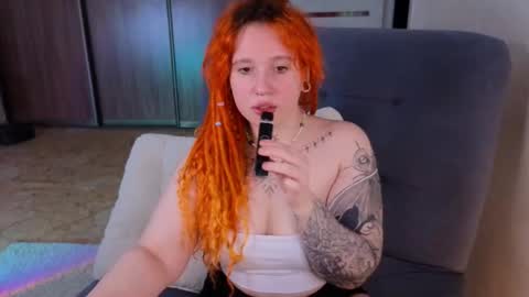 Moon online show from October 10, 6:25 am