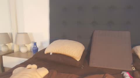 DAYANITA online show from December 20, 7:09 pm