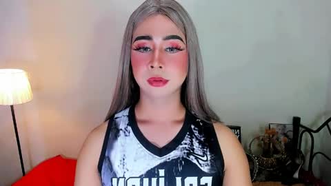 expensive_elise online show from March 28, 5:59 pm