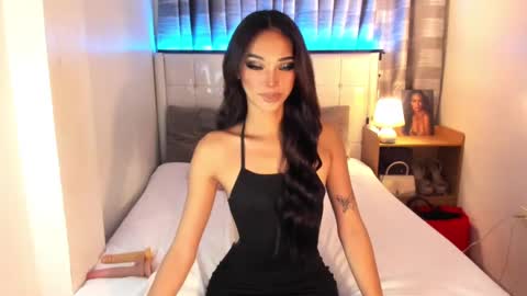 faelore online show from January 12, 5:33 pm