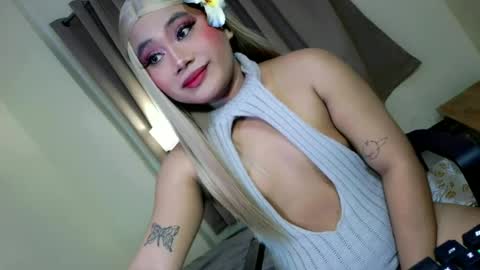 femboy_veronica online show from June 17, 7:04 pm