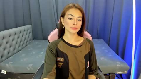 Jade online show from January 9, 10:31 am