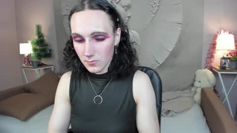 Honey Ill be waiting for you  Mon Fri Sat Sun 10am-5pm and Wed 3am-10amGMT online show from January 9, 9:59 am