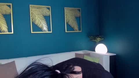 Honey Ill be waiting for you  Mon Fri Sat Sun 10am-5pm and Wed 3am-10amGMT online show from March 8, 3:06 am