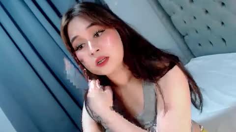 LOVE online show from February 23, 7:55 am