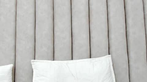 FreyaMoller  online show from March 7, 7:20 pm