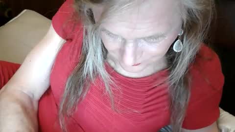 Jessie Love online show from December 23, 11:14 am