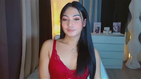 gabriela_deluxe online show from February 8, 10:10 am