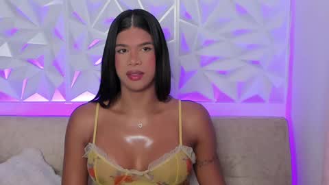 Gabriela  online show from October 9, 7:59 pm