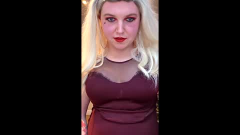 gemmaquinzel online show from December 2, 6:00 pm