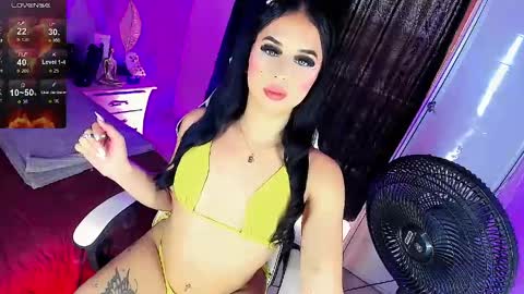 Gia Ferrara online show from May 31, 7:26 pm