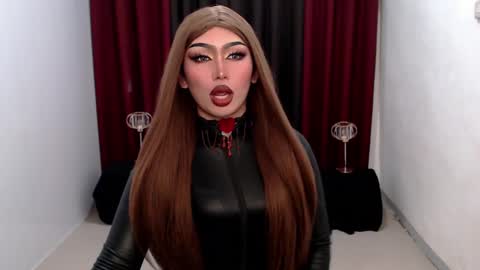 Gia X online show from February 18, 5:09 am