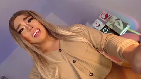 glamorous_aika online show from February 6, 4:10 am