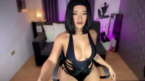 shy online show from September 11, 4:15 pm