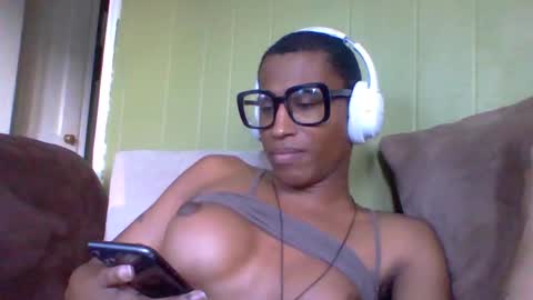 goddexx_kii online show from April 11, 11:08 pm