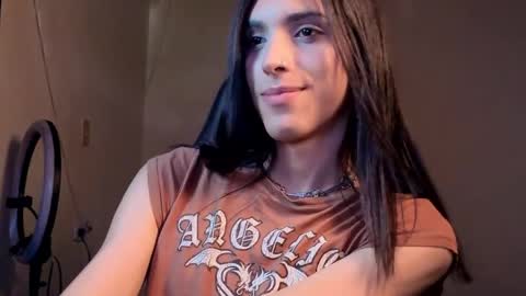 angelito tu novio online show from April 1, 1:41 pm