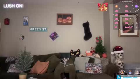 SexQueen Nikki online show from November 12, 2:57 am