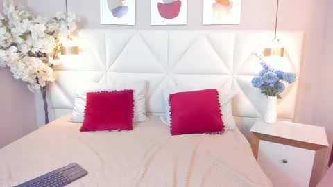 Hanna online show from April 5, 2:15 pm