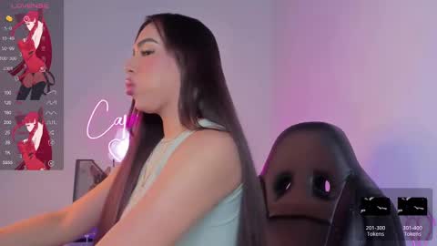 Snapshot of hasbella_saenz1 chatting on February 28, 12:43 am s online show from February 28, 12:43 am