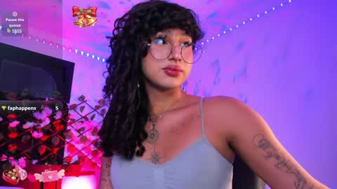 Heka Prudence online show from February 8, 1:22 am