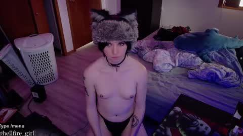 Hayley online show from March 3, 11:33 pm