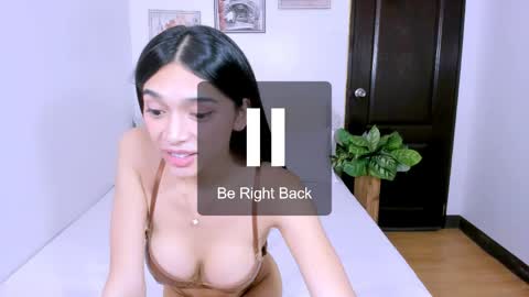 Hoely online show from May 21, 4:47 pm