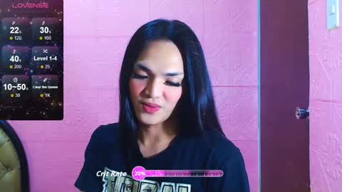 Snapshot of hollywoodbitch chatting on October 12, 12:13 am Isabella Marie online show from October 12, 12:13 am