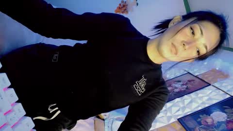 its me CLAUDIA online show from February 25, 6:58 am