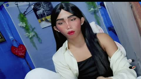 Khianna online show from March 27, 1:01 pm