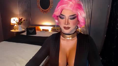 Christine online show from October 26, 2:51 am