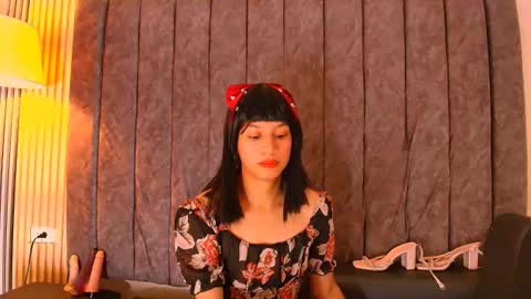 iamgigy online show from June 18, 3:17 pm