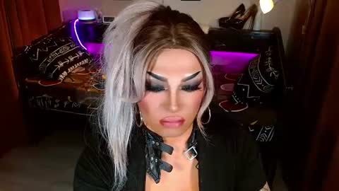 QUEEN MADI  online show from July 28, 4:16 pm