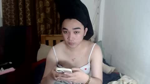 indestructabletrixie online show from April 19, 11:33 am