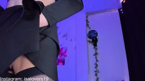 ISA LOVERS online show from January 18, 5:32 pm