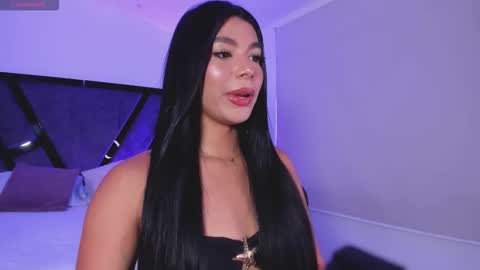 Snapshot of isabellefoxx chatting on October 13, 9:48 pm Isa online show from October 13, 9:48 pm