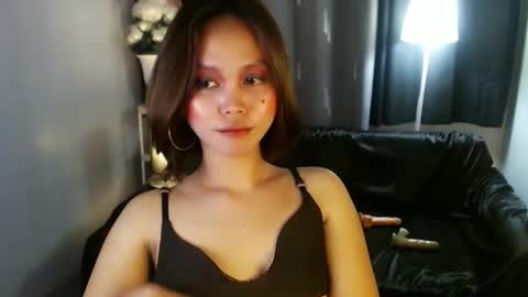 itsme_liza online show from April 21, 1:42 am