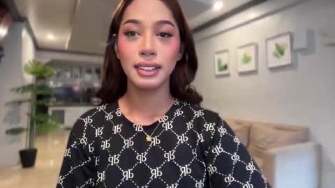 kirstenelsie online show from October 17, 2:26 am