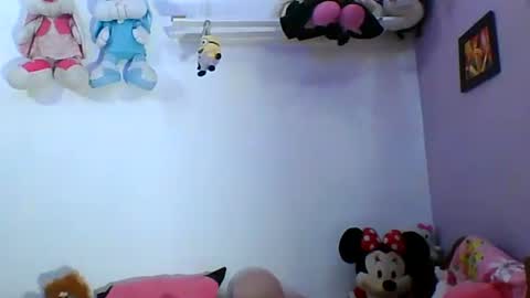 Ivy Bonita online show from April 3, 8:29 pm