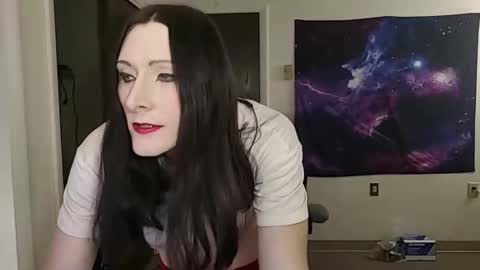 Snapshot of ivyrose499 chatting on October 23, 3:38 pm IvyRose499 online show from October 23, 3:38 pm
